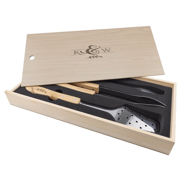 3-Piece BBQ Set in Wooden Pine Box - Pine