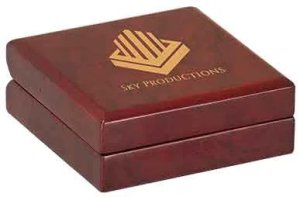 7 3/4" x 6 1/4" x 2 3/8" Rosewood Piano Finish Gift Box - Closed 2 view